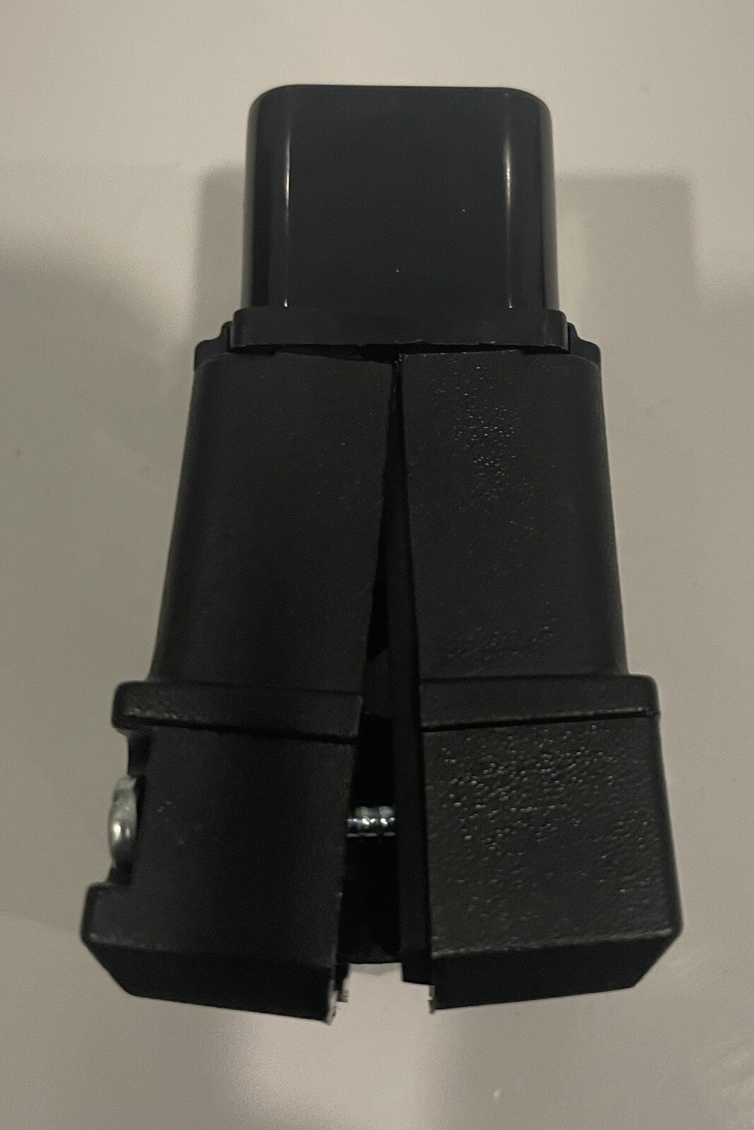 Hubbell H320PBM2 IEC 320 Straight Blade Plug 20A 250VAC NEW! FREE SHIPPING!