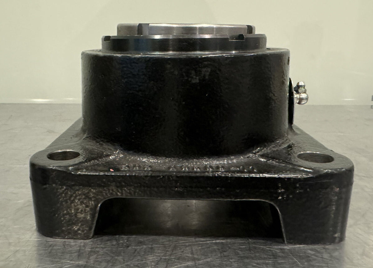 Rexnord EFB22647HHCK81A Link-Belt 2-15/16 Flange Roller Bearing NEW!