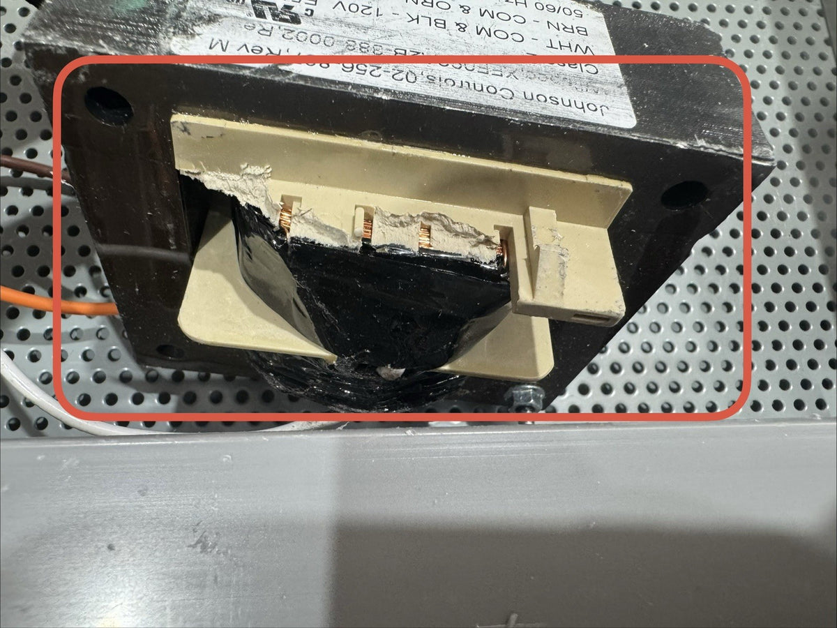 Johnson Controls PA0000002EH0 Power Supply Panel Enclosure NEW IN BOX! DAMAGED!