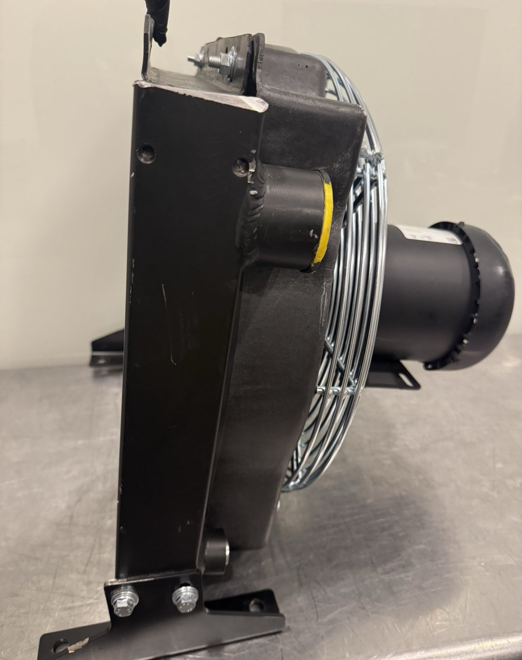 AKG A20-3 Forced Air Oil Cooler 55LU09 60 GPM 25HP Heat Removed NEW! SHIPS FREE!