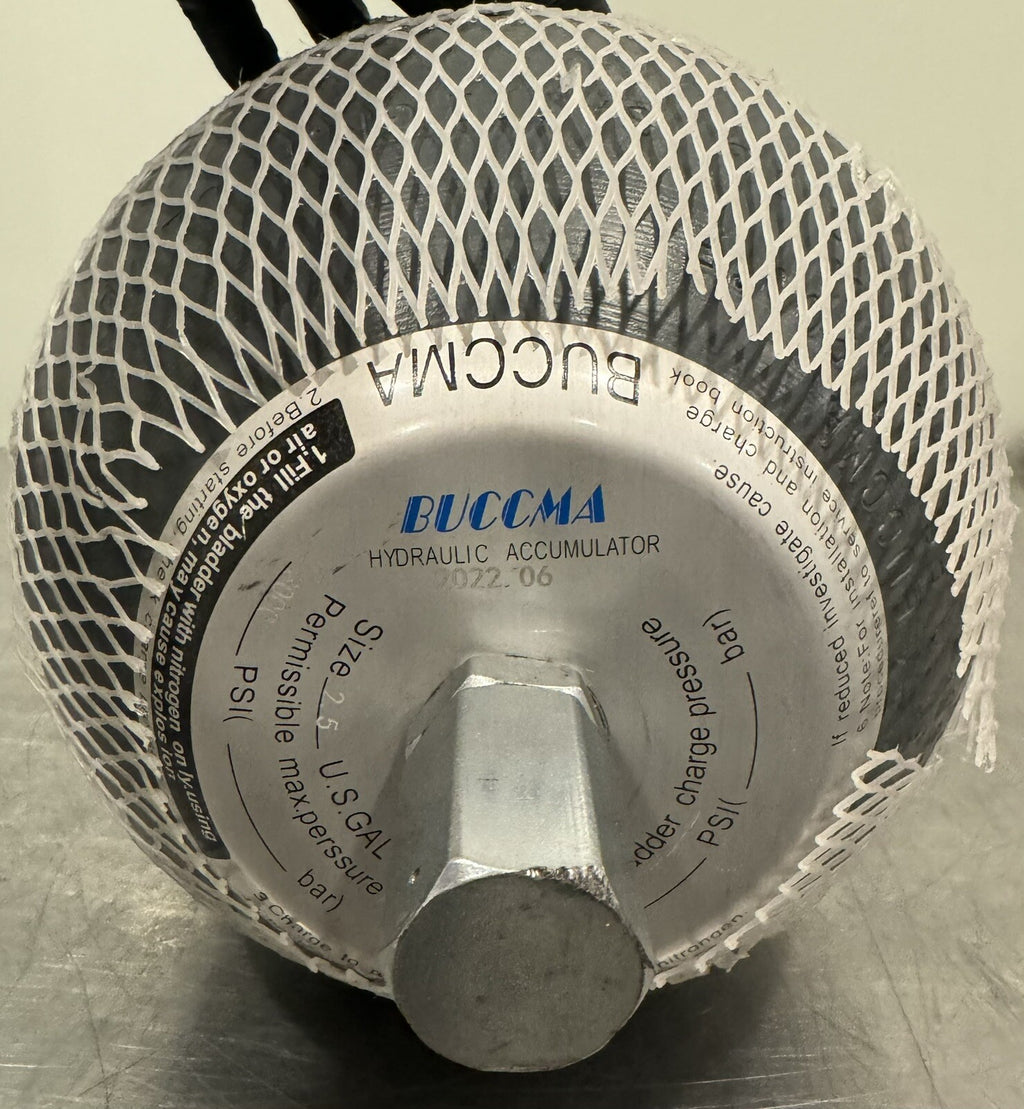 Buccma AC-S-2.5G/30-G-Y Hydraulic Accumulator 2.5Gal 3000 PSI NEW! FREE SHIPPING
