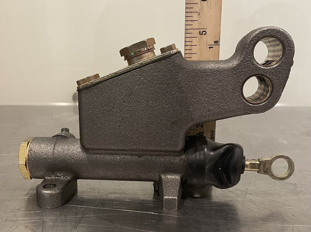 1390221 Brake Slave Cylinder 1796 NEW! FREE SHIPPING!
