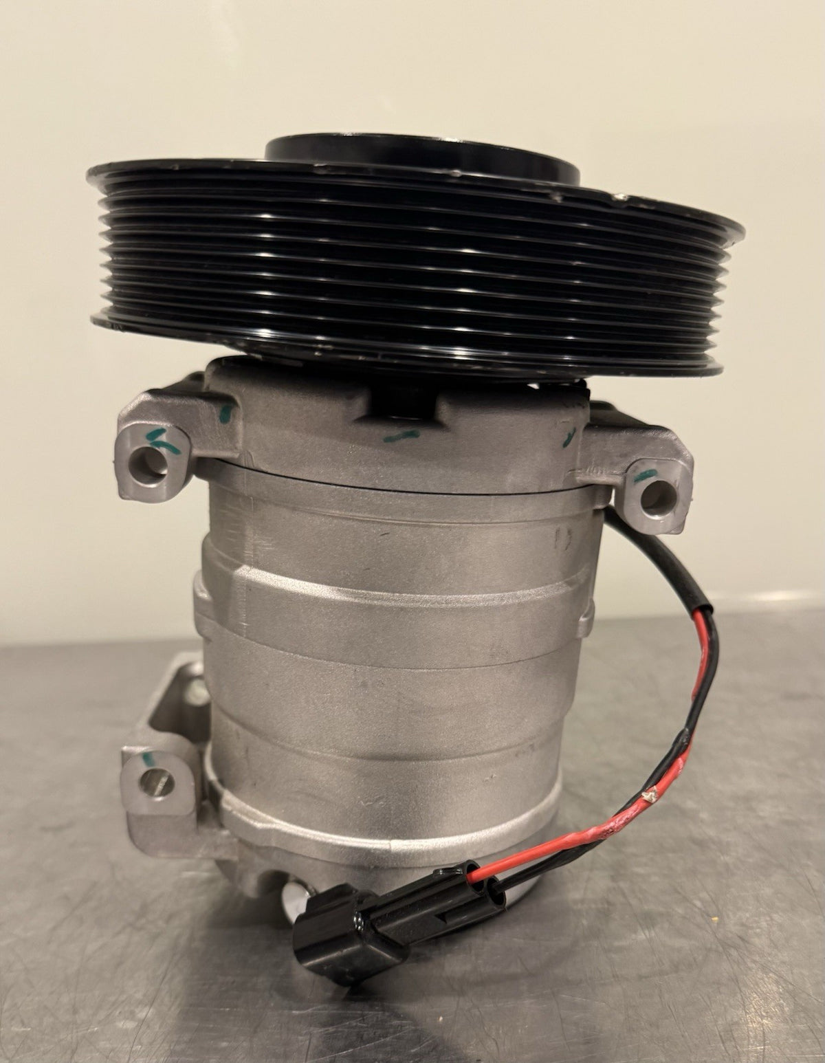 Alliance N83202021031 AC Compressor 83202021031 NEW IN BOX!