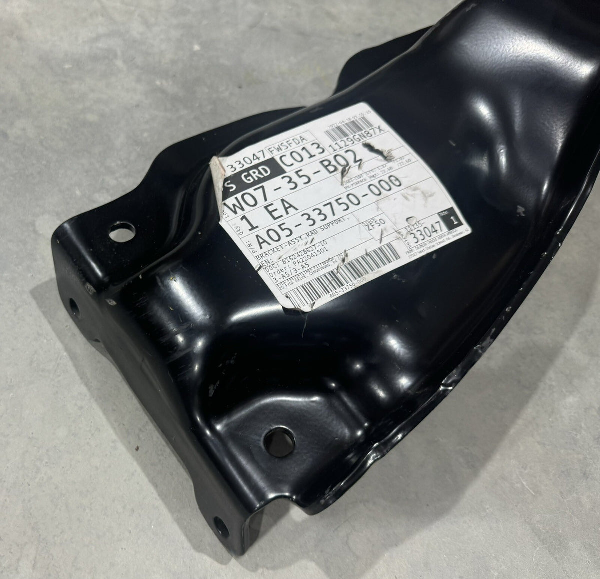 A05-33750-000 Radiator Support Bracket For Freightliner NEW! FREE SHIPPING!