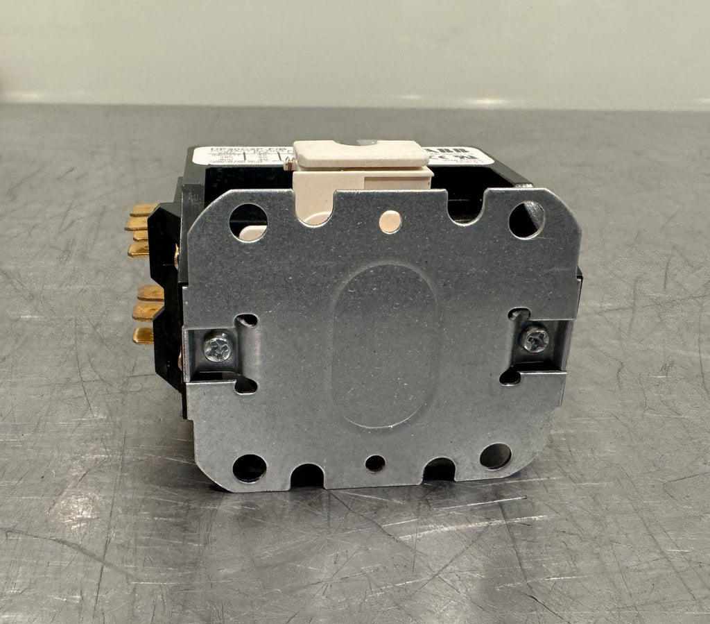 ABB DP30C2P-F/B Definite Purpose Contactor 30A Coil 24VAC NEW! FREE SHIPPING!
