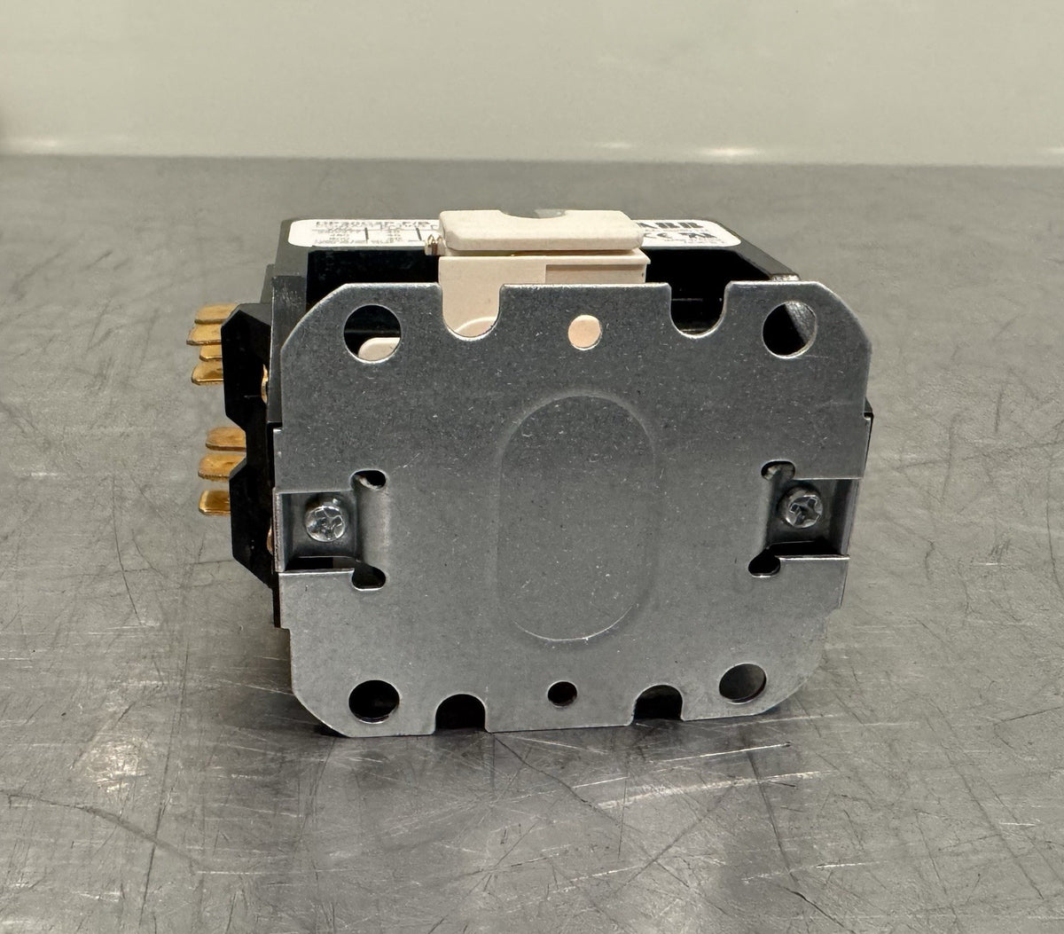 ABB DP30C2P-F/B Definite Purpose Contactor 30A Coil 24VAC NEW! FREE SHIPPING!