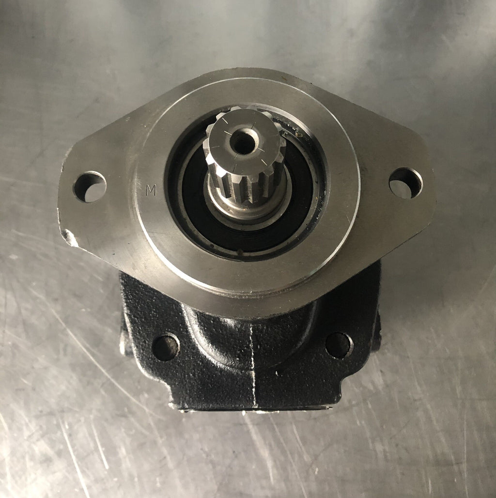 0331339692 John Deere Parker Hydraulic Motor 3239210059 NEW! FREE SHIPPING!