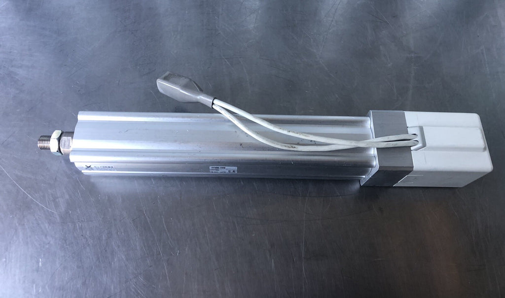 SMC LEY32DB-150CM Electric Actuator Slider Rod Type NEW!! FREE SHIPPING!!