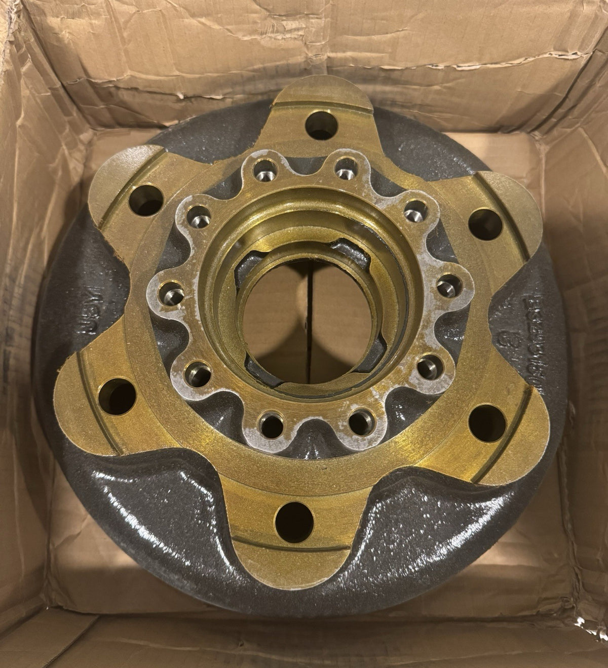 93E3330200 Hub Front Wheel Mitsubishi Forklift Total Source NEW IN BOX!