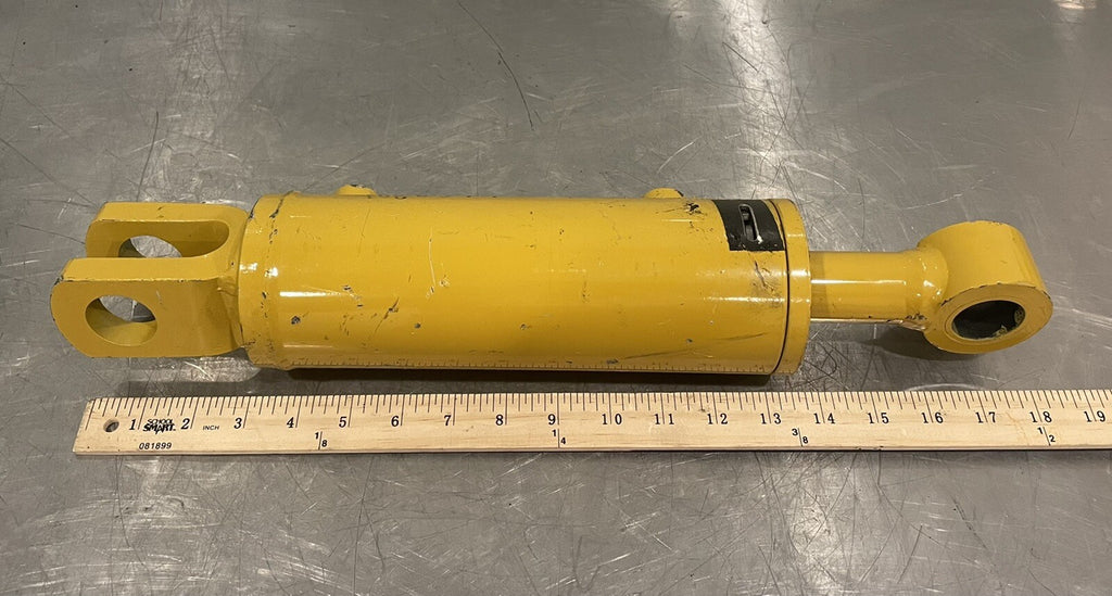 1082579 Hydraulic Lift Cylinder 108-2579 NEW! FREE SHIPPING!