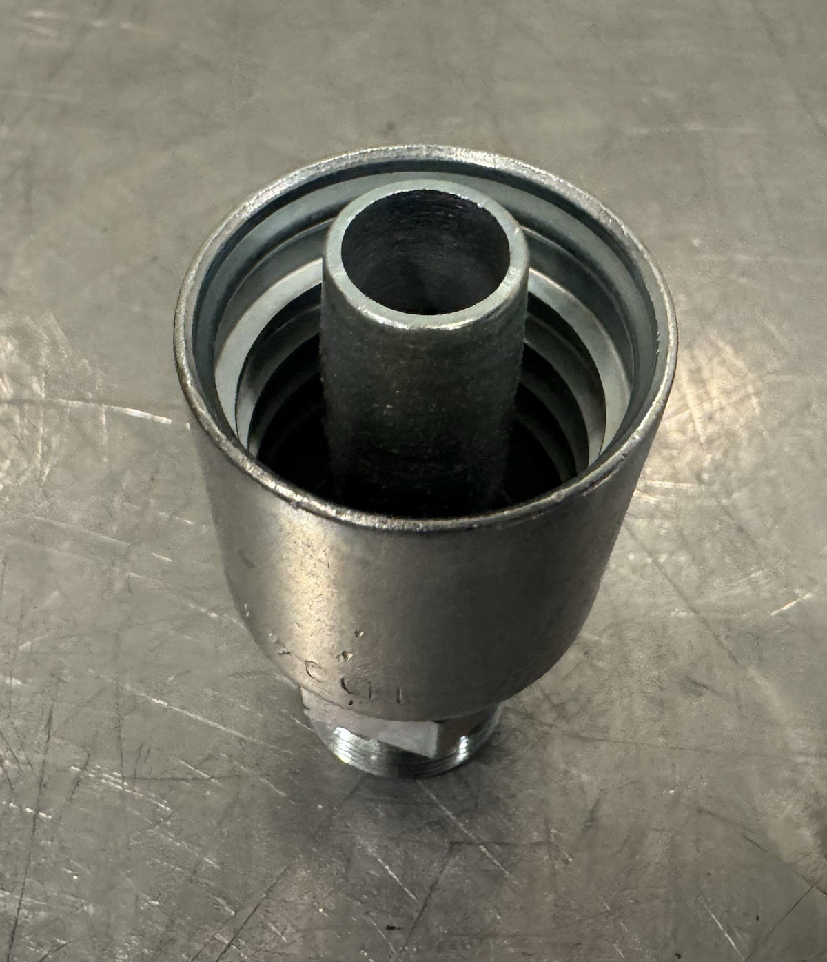 Parker 1D043-15-8 Hydraulic Hose Fitting Crimp Style Male NEW! FREE SHIPPING!