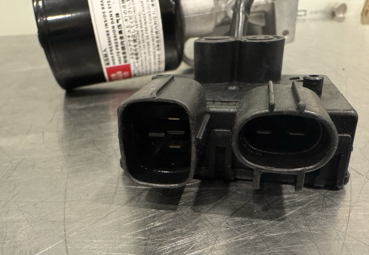 Brake Booster Pump 9042823168 9M091078 NEW! FREE SHIPPING 