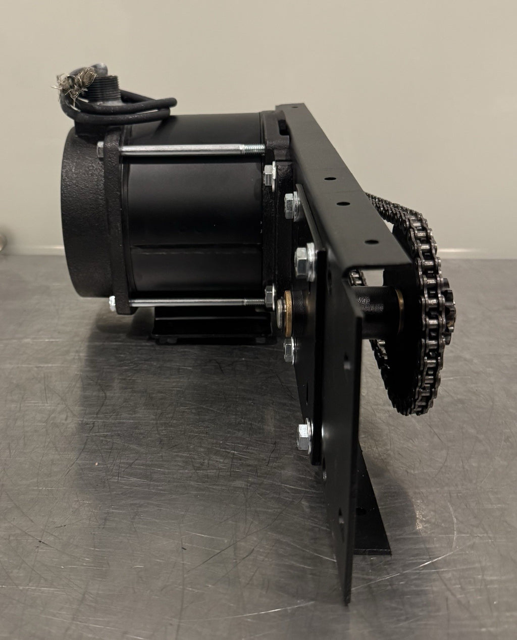 Coxreels CM-1600-EDV3 Motor Idler 12VDC 3:1 Nidec P56SX237 NEW IN BOX SHIPS FREE