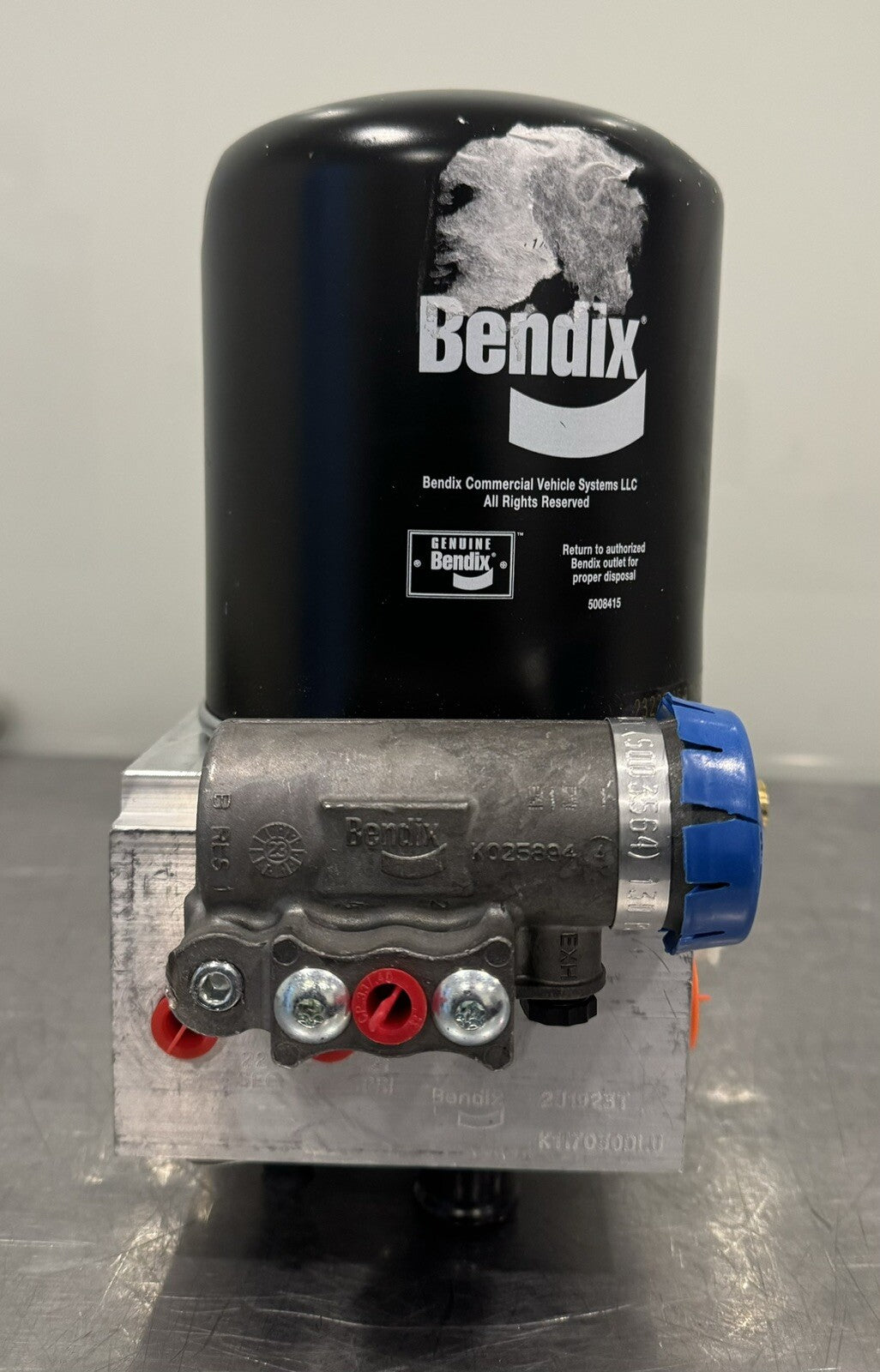 Bendix 7819958 Air Dryer Genuine AD-IS NEW! FREE SHIPPING!