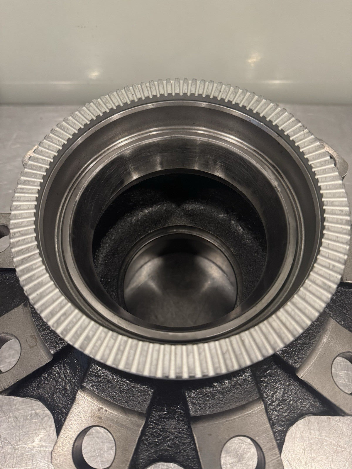 Wheel Hub 8 Drive Stud 10 Wheel Stud 26D22 NEW! NO STUDS INCLUDED! SHIPS FREE!