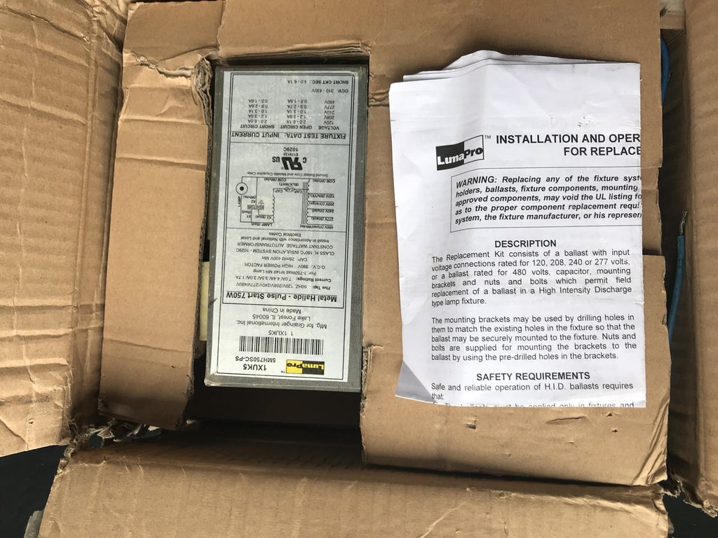 LumaPro 1XUK5 HID Lamp Metal Hallide Kit NEW IN BOX
