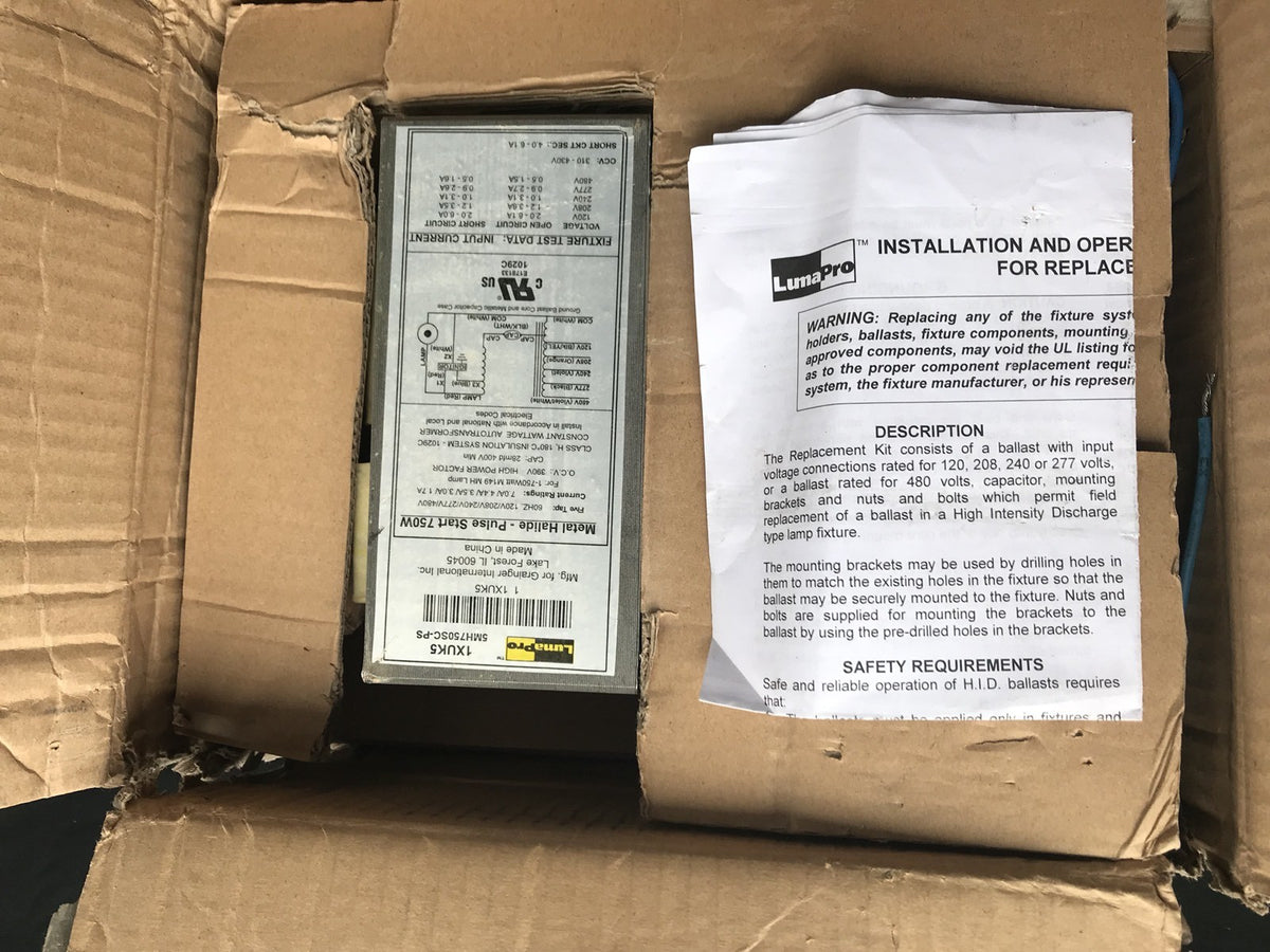 LumaPro 1XUK5 HID Lamp Metal Hallide Kit NEW IN BOX