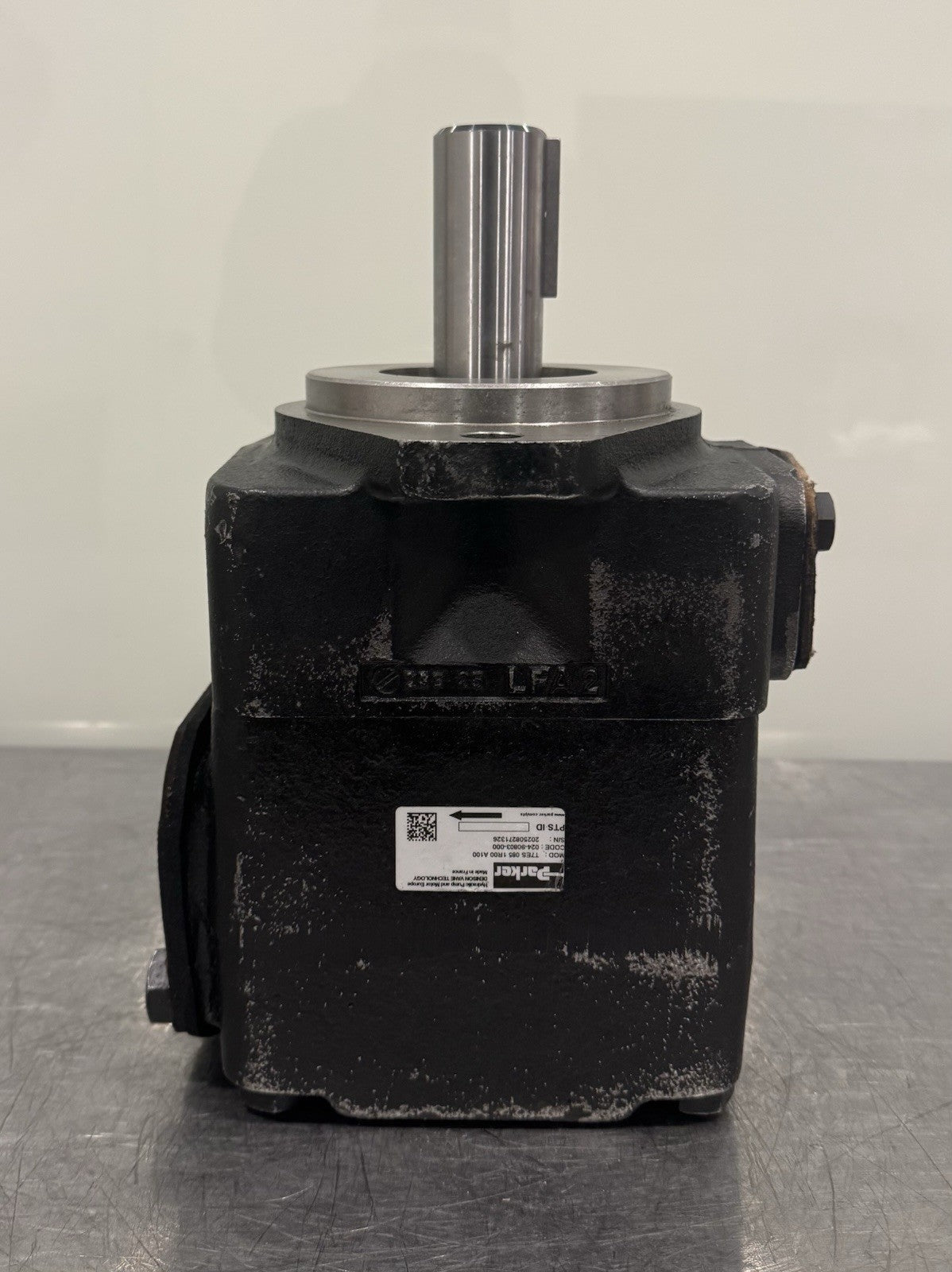 Parker T7ES-085-1R00-A100 Hydraulic Vane Pump 024-90803-000 NEW! FREE SHIPPING!