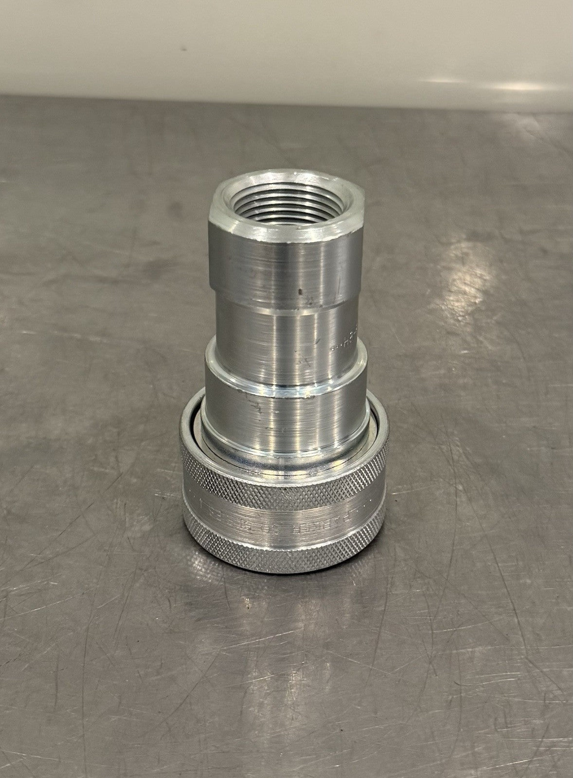 Parker H8-62 Quick Coupler Steel Hydraulic 60 Series NEW! FREE SHIPPING!