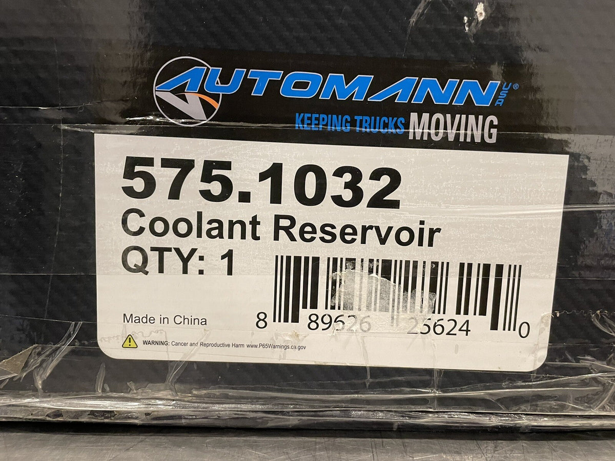 AutoMann 575.1032 Engine Coolant Reservoir IHC Surge Tank NEW IN BOX!