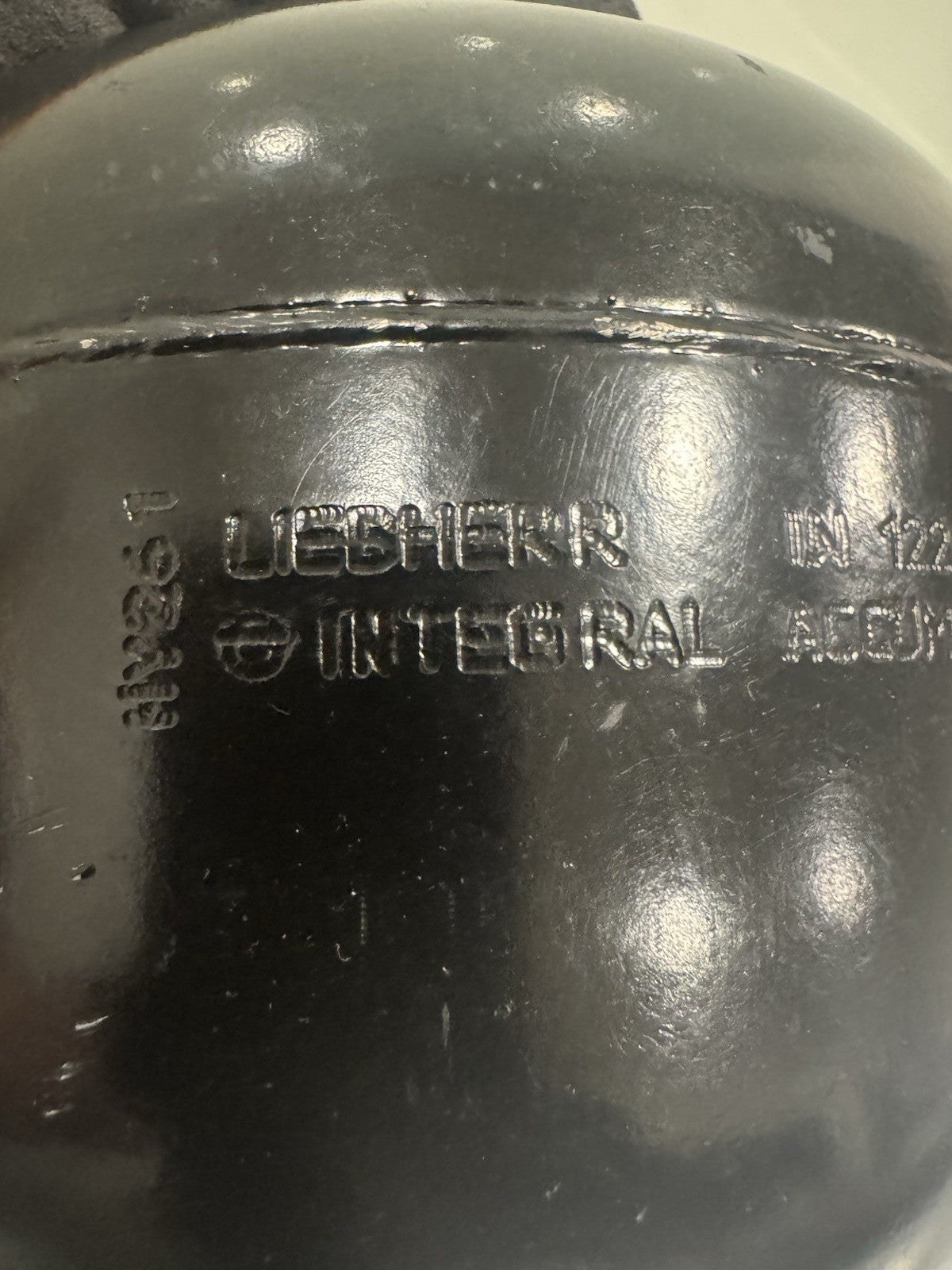 Liebherr 140-1515-082-641 Accumulator 122051 07 PS 210 BAR 1401515082641 NEW!