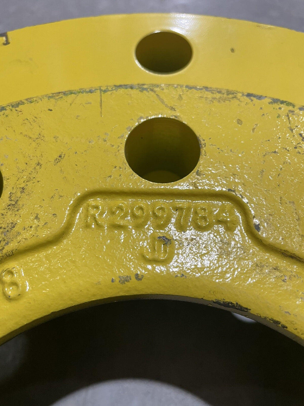 John Deere R299784 Hub ASSY Dual Hub Genuine Yellow NEW! FREE SHIPPING!