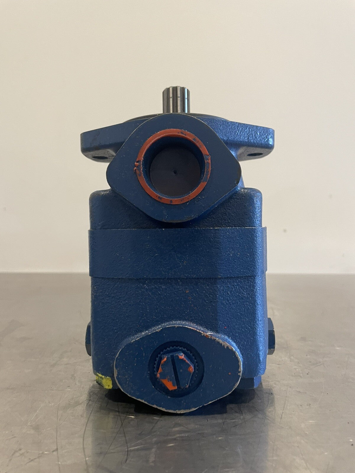 Fluidyne WF820598 Hydraulic Vane Pump A3840003-014 NEW! FREE SHIPPING!
