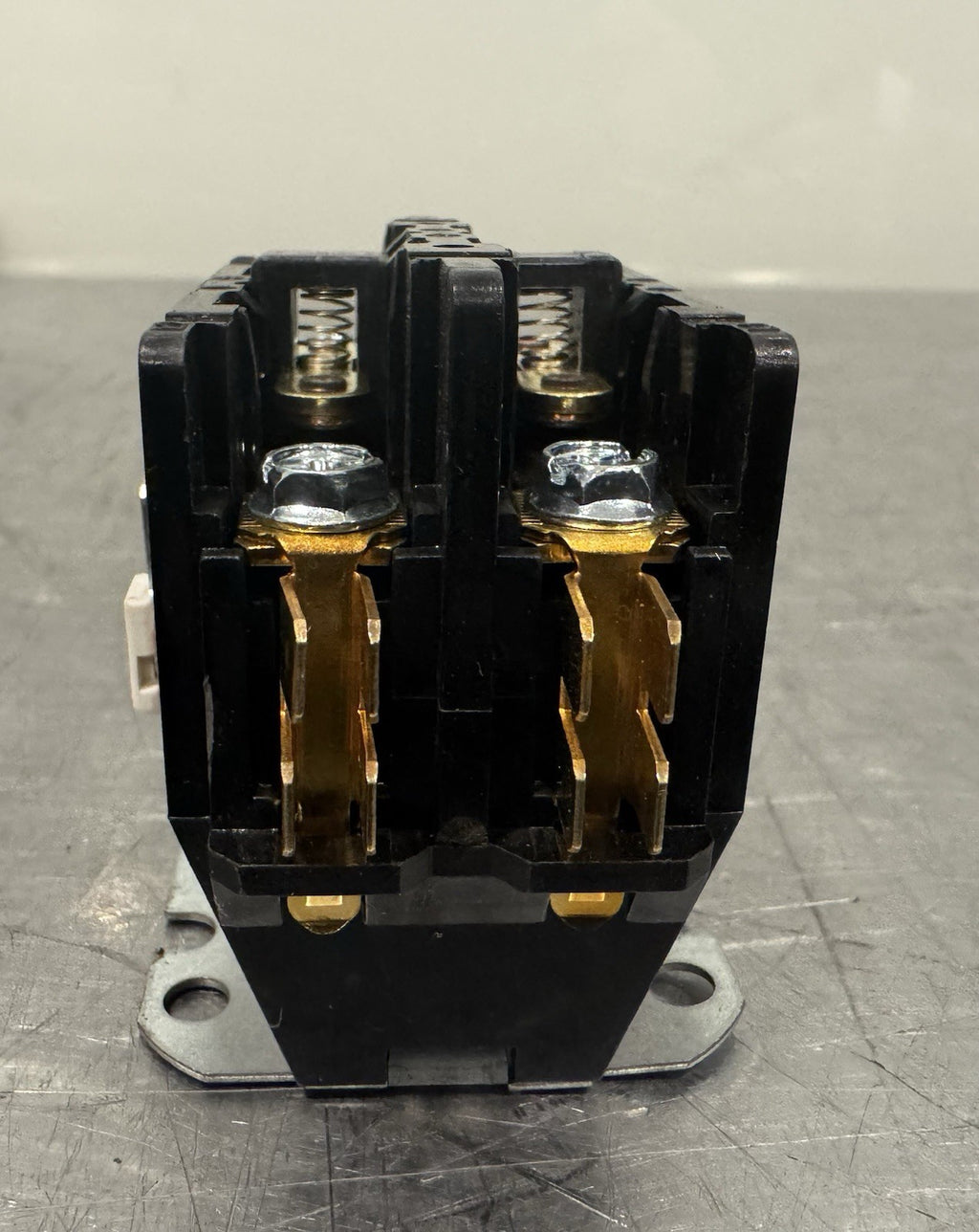 ABB DP30C2P-F/B Definite Purpose Contactor 30A Coil 24VAC NEW! FREE SHIPPING!
