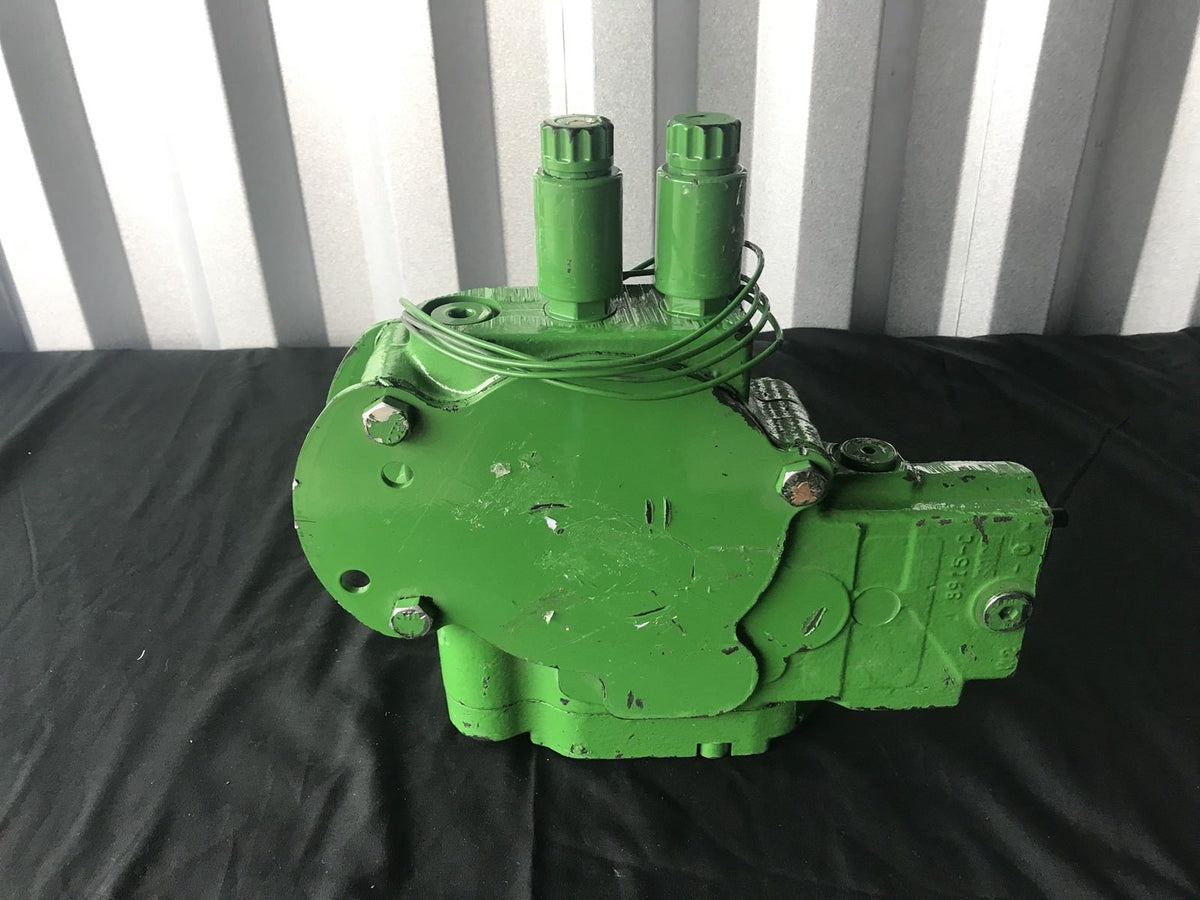 John Deere 58619-C Hydraulic Outlet Adapter NEW FREE SHIPPING!!!