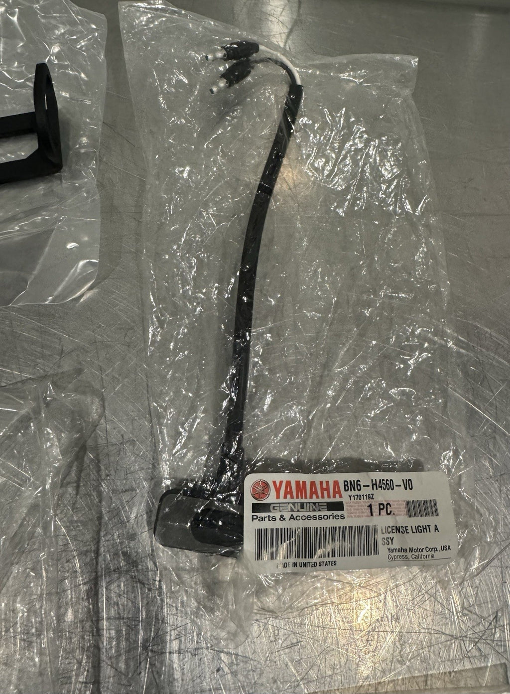Yamaha BN6-F16E0-V0 Fender Eliminator License Tag Holder Genuine NEW! SHIPS FREE