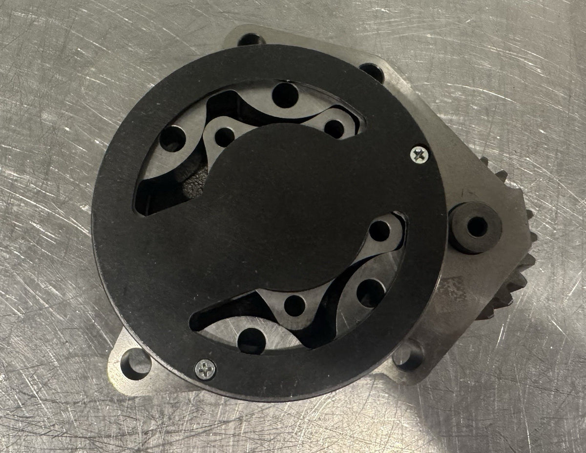 5449240 Lubricating Oil Pump Cummins 6L 3950005 391123 NEW! FREE SHIPPING!