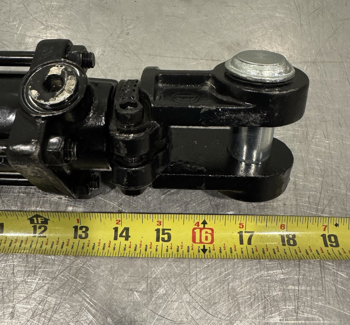 Midway 810-601C Hydraulic Cylinder For Kubota 2” Bore 6” Stroke 1.125” Rod NEW! 
