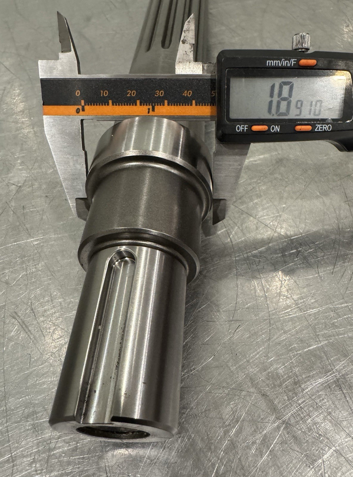 Kawasaki P-29242500931K SAE X Pump Keyed Shaft W/ Thru Drive K3VL112/140 NEW!