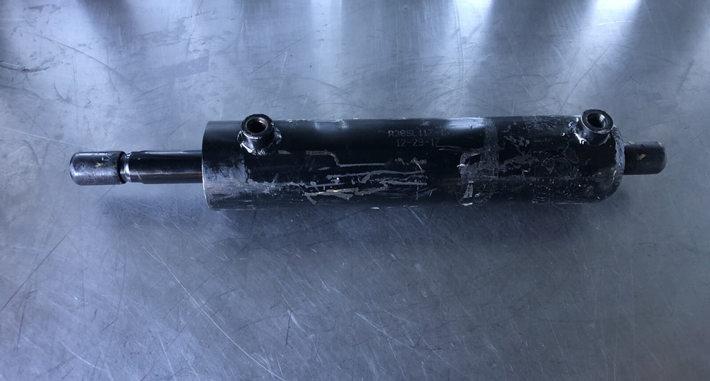 Dana Spicer R30SL117-1X Hydraulic Steer Cylinder NEW! FREE SHIPPING!!!