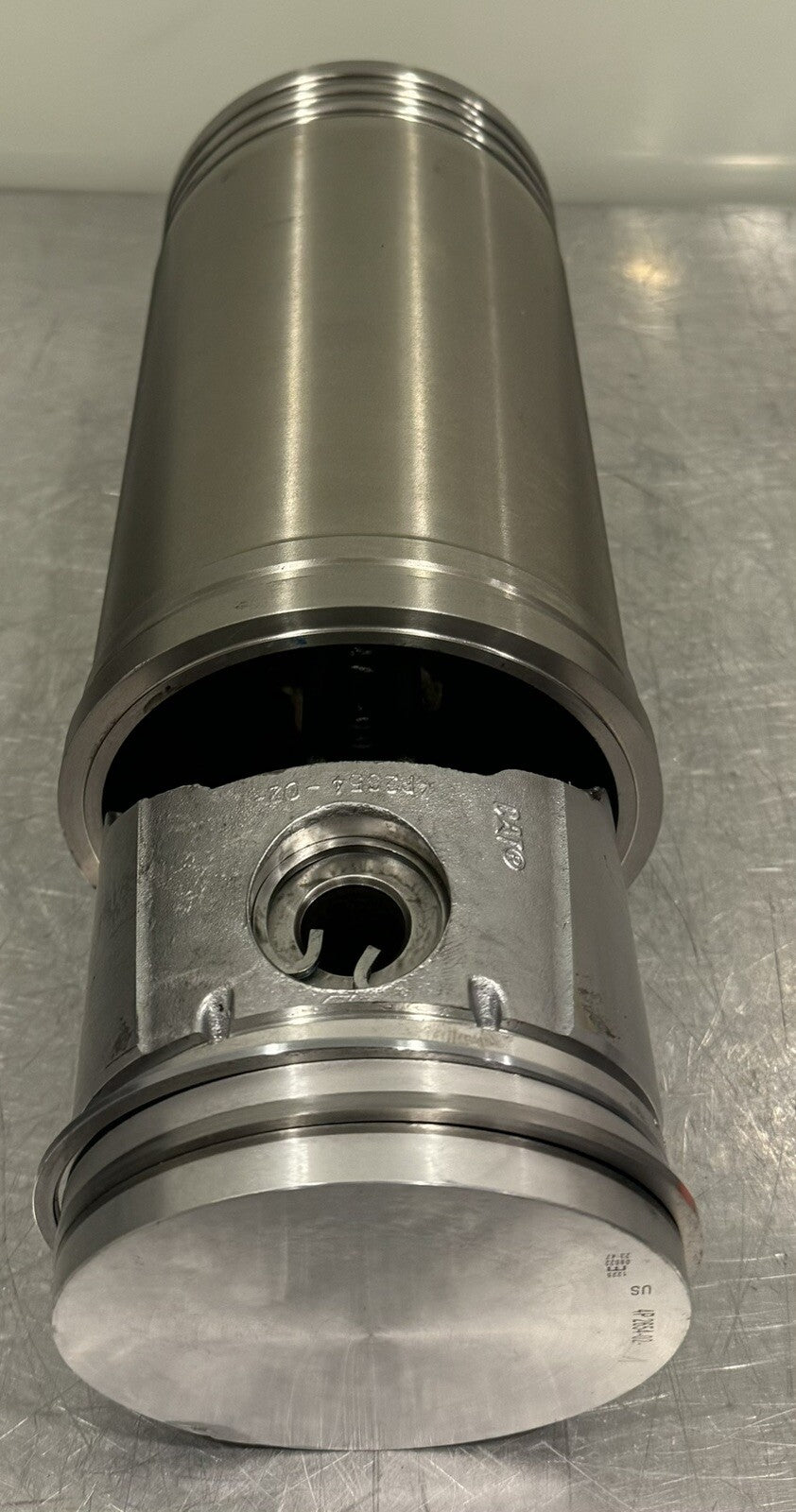 Caterpillar 371-5941 Liner 8N-1984 Rod Genuine DAMAGED PISTON NEW! SHIPS FREE!