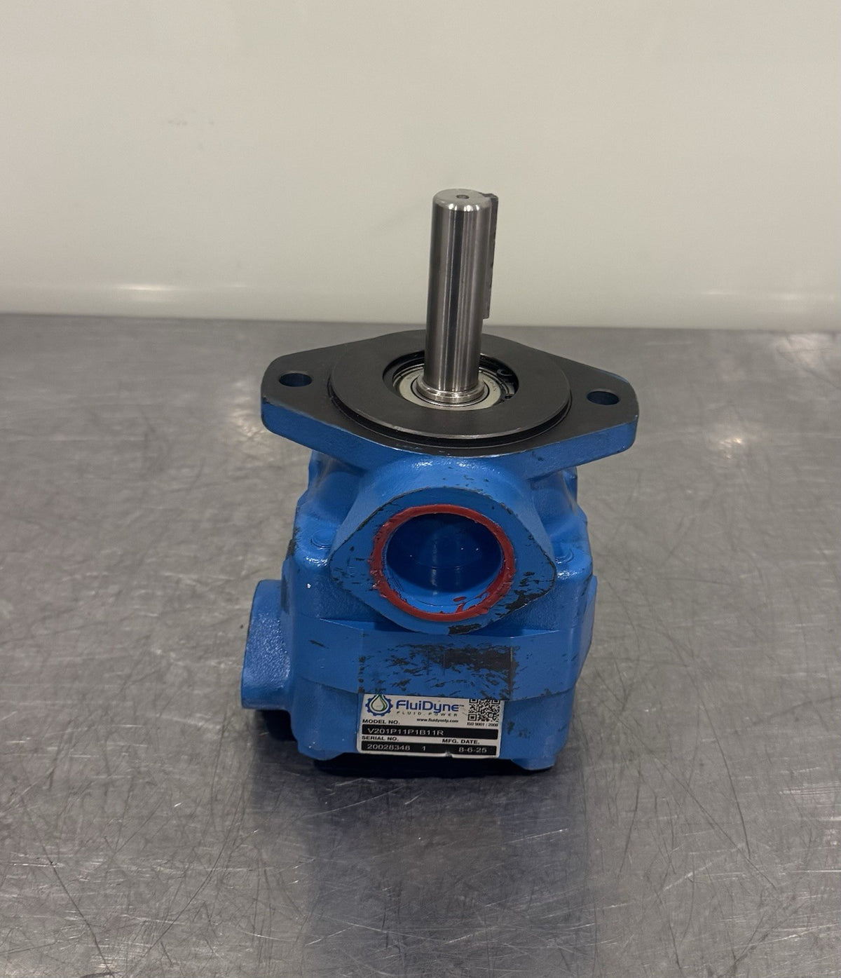 Fluidyne V201P11P1B11R Hydraulic Vane Pump NEW! FREE SHIPPING!