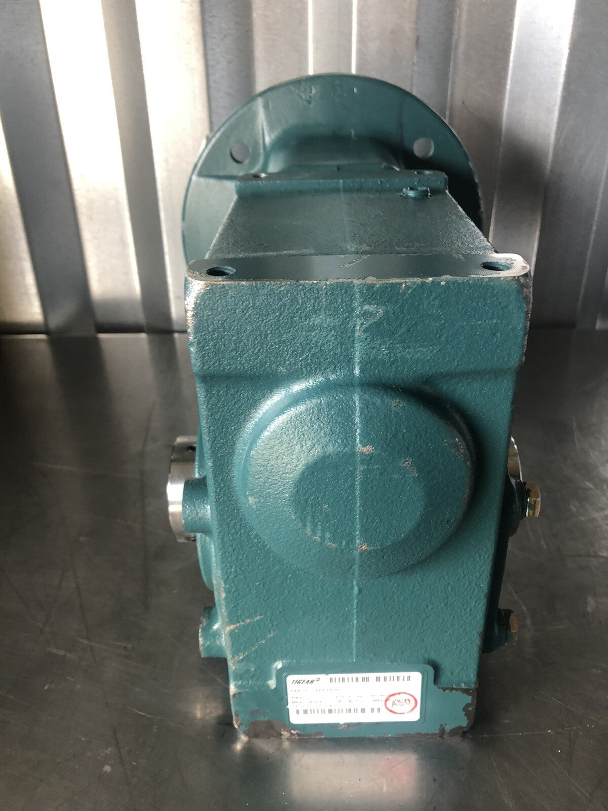 Dodge Tigear2 26A05HA18 Size 26 Right Angle Worm Gear Reducer NEW! FREE SHIPPING