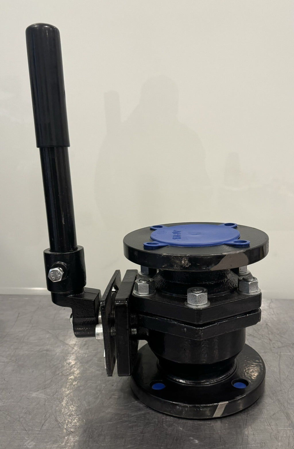 Apollo 2-1/2” Flanger Ball Valve Epoxy Coated A126-B NEW! FREE SHIPPING!
