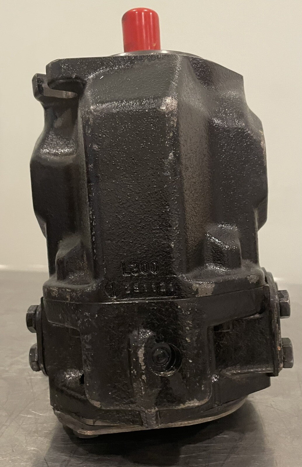 AA10VSO18DR1/31R-PKC62K01-S1749 Hydraulic Axial Piston Pump NEW! FREE SHIPPING!