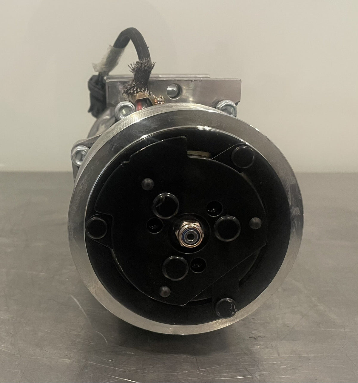 FLT4892Q AC Compressor For International NEW! FREE SHIPPING!
