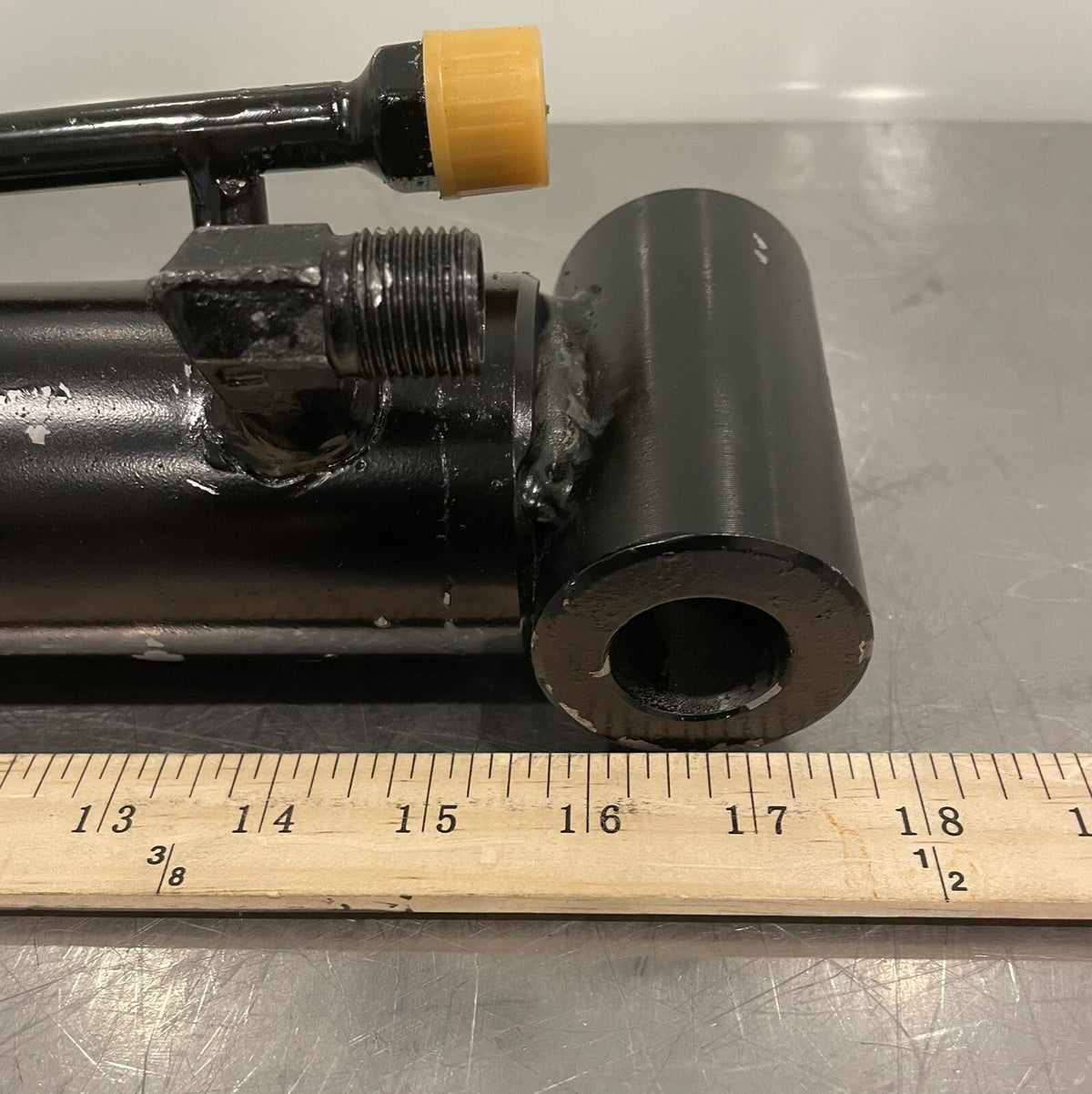 Hydraulic Cylinder 2.5” Bore 1.375” Rod 18” Long Black NEW! FREE SHIPPING!