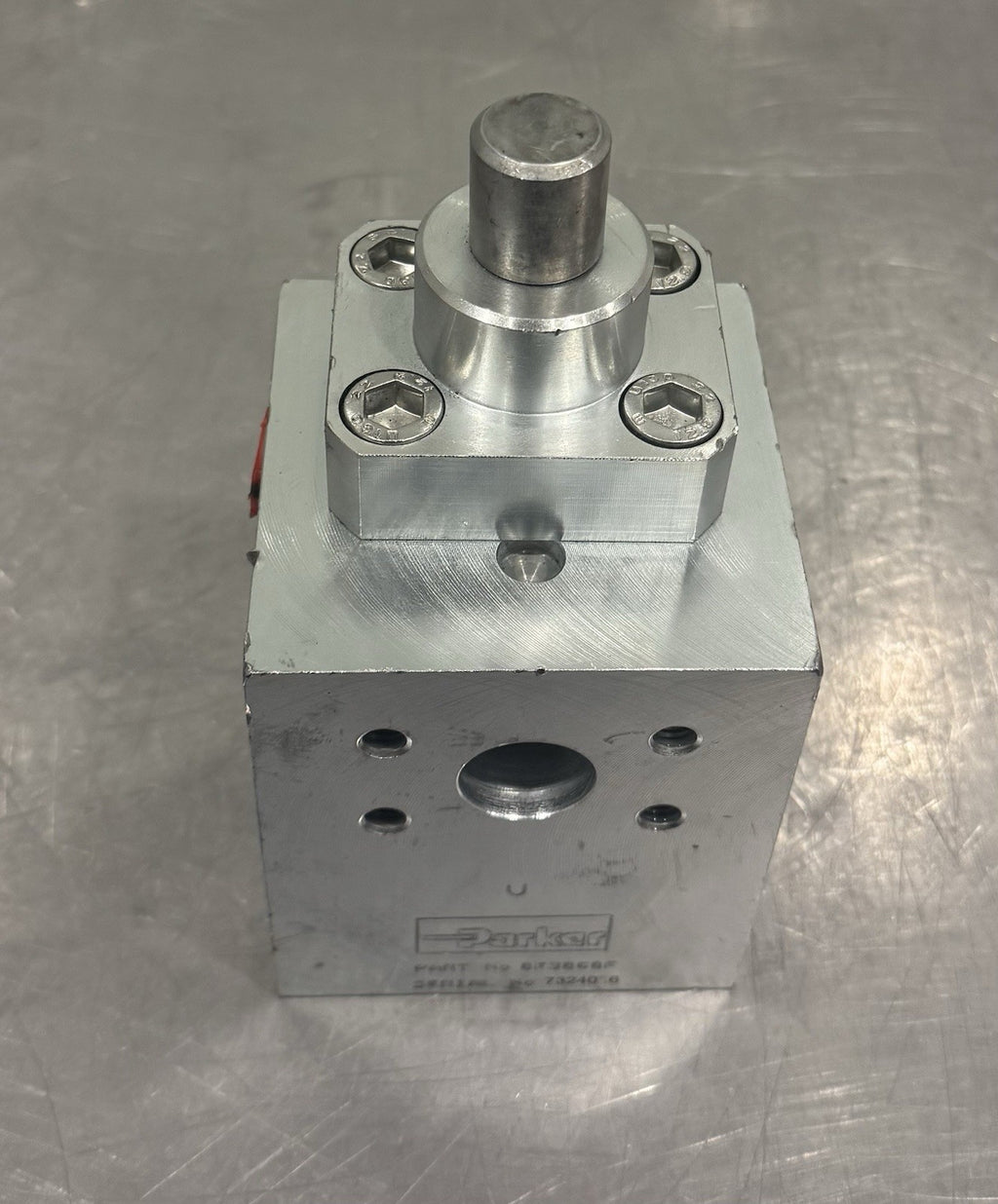 Parker 8F3868F Hydraulic Valve Manifold NEW! FREE SHIPPING!