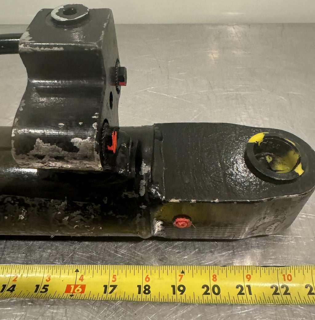 WCM2780060 Hydraulic Cylinder STK3481411A131 1.5” Rod NEW! FREE SHIPPING!