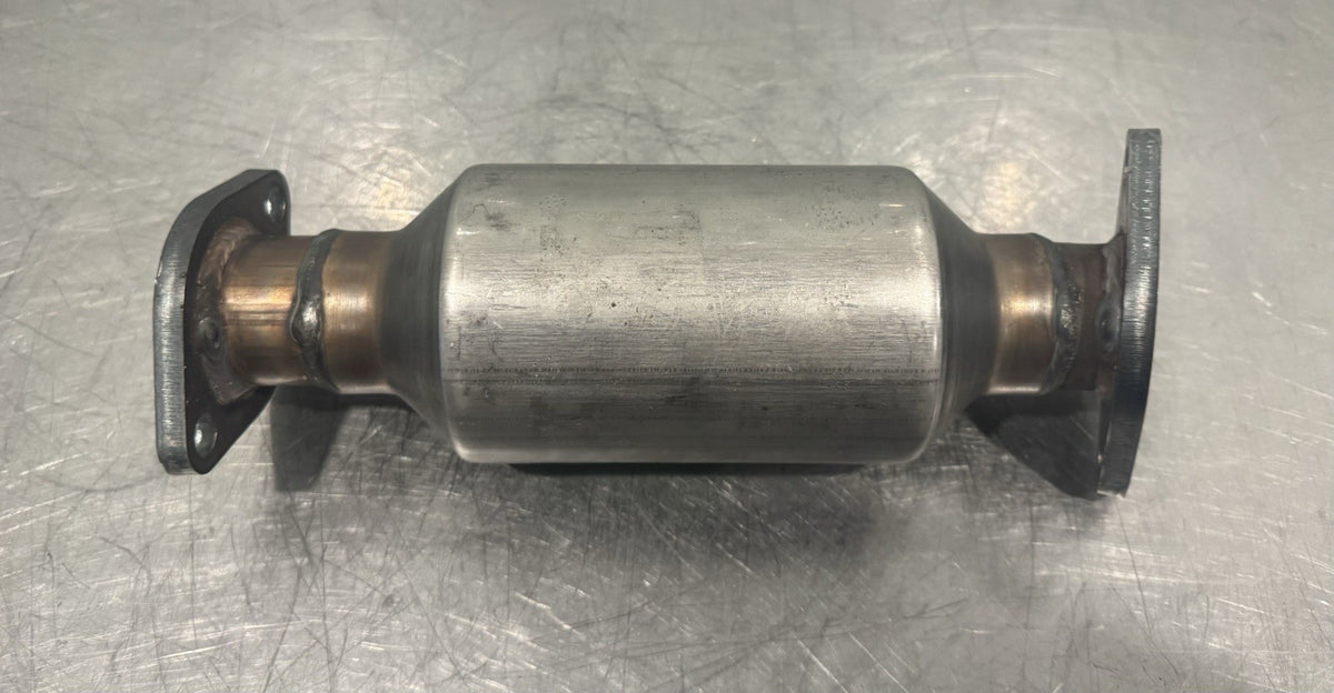 Magnaflow 5592863 Catalytic Converter Direct Fit CARB Compliant NEW! SHIPS FREE!