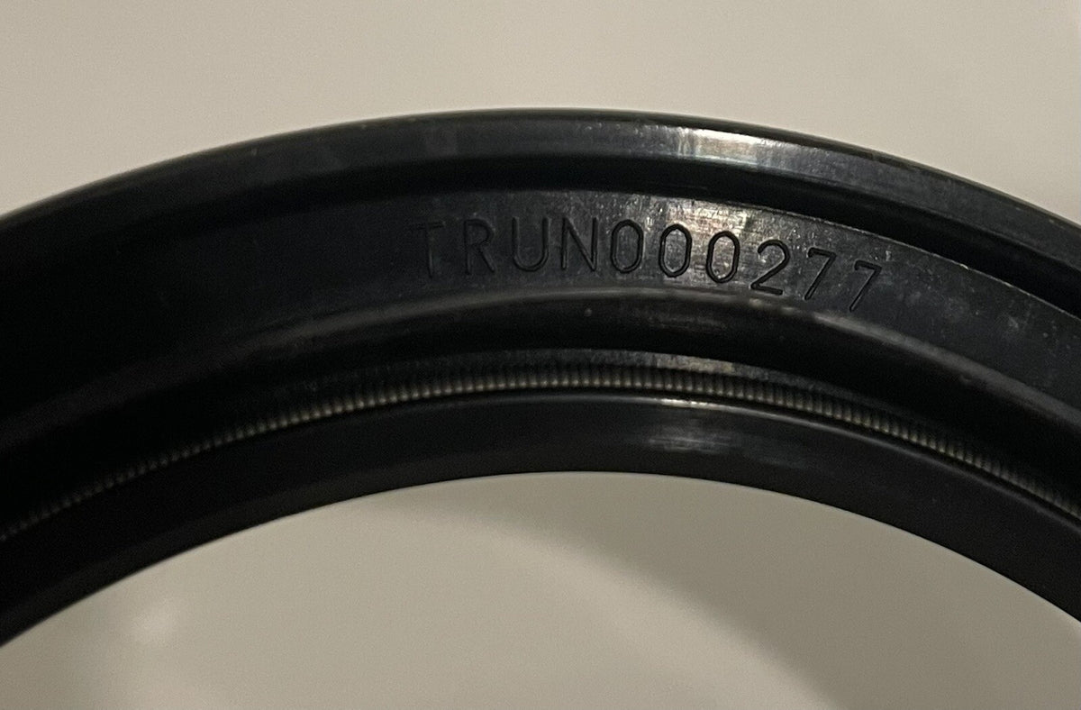 Trelleborg TRUN00027/N7MVY Radial Oil Seal TSS TRUN000277 NEW! FREE SHIPPING!
