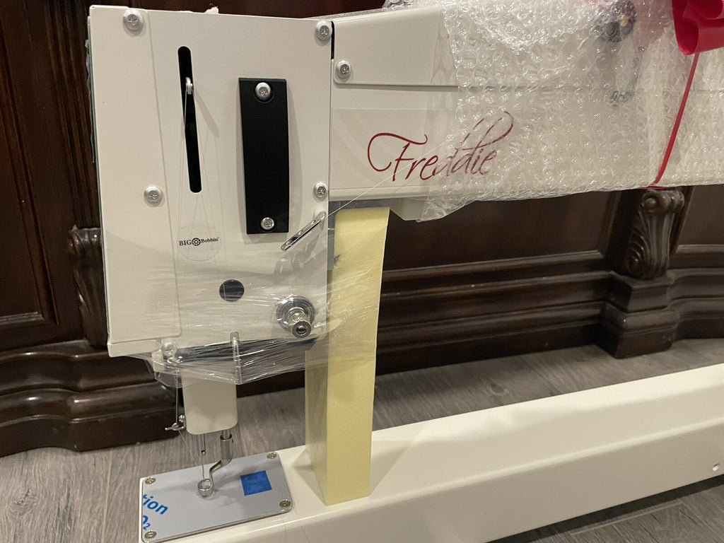 APQS Freedom Freddie Longarm Quilting Machine W/ Accessories NO TABLE/ STAND NEW