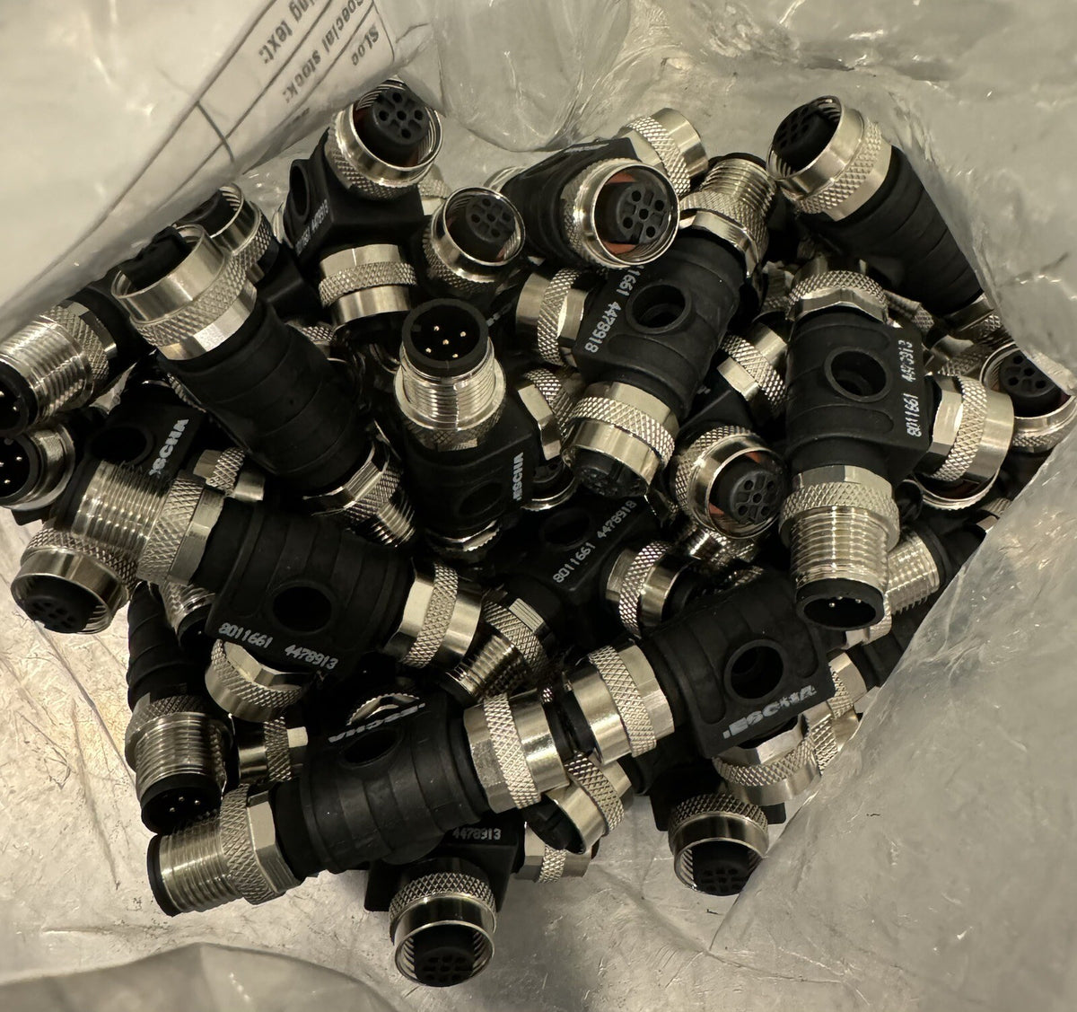Escha 6030664 T Connector NEW! FREE SHIPPING!