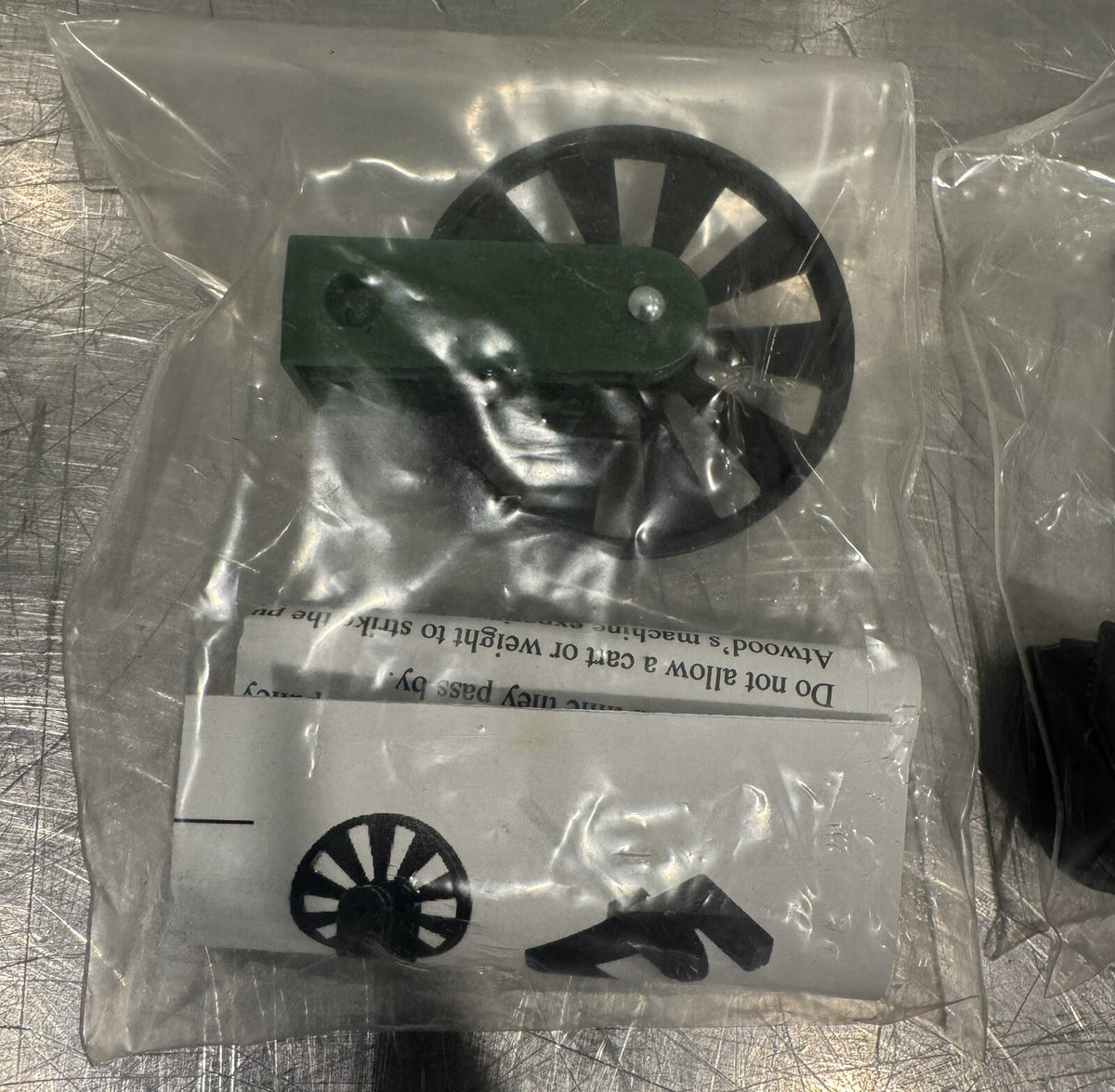 Vernier TC1603 Dynamics Cart & Track System No Track NEW! BOX 2 ONLY! SHIPS FREE