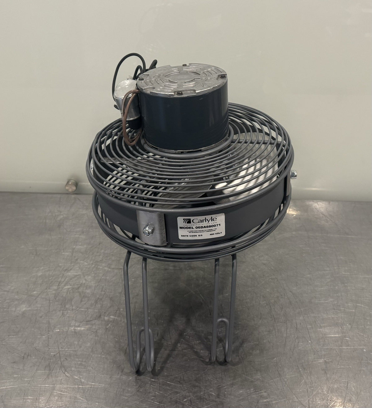 Carlyle 06DA680071 Cooling Fan 460V D-Series NEW! BENT LEG! FREE SHIPPING!