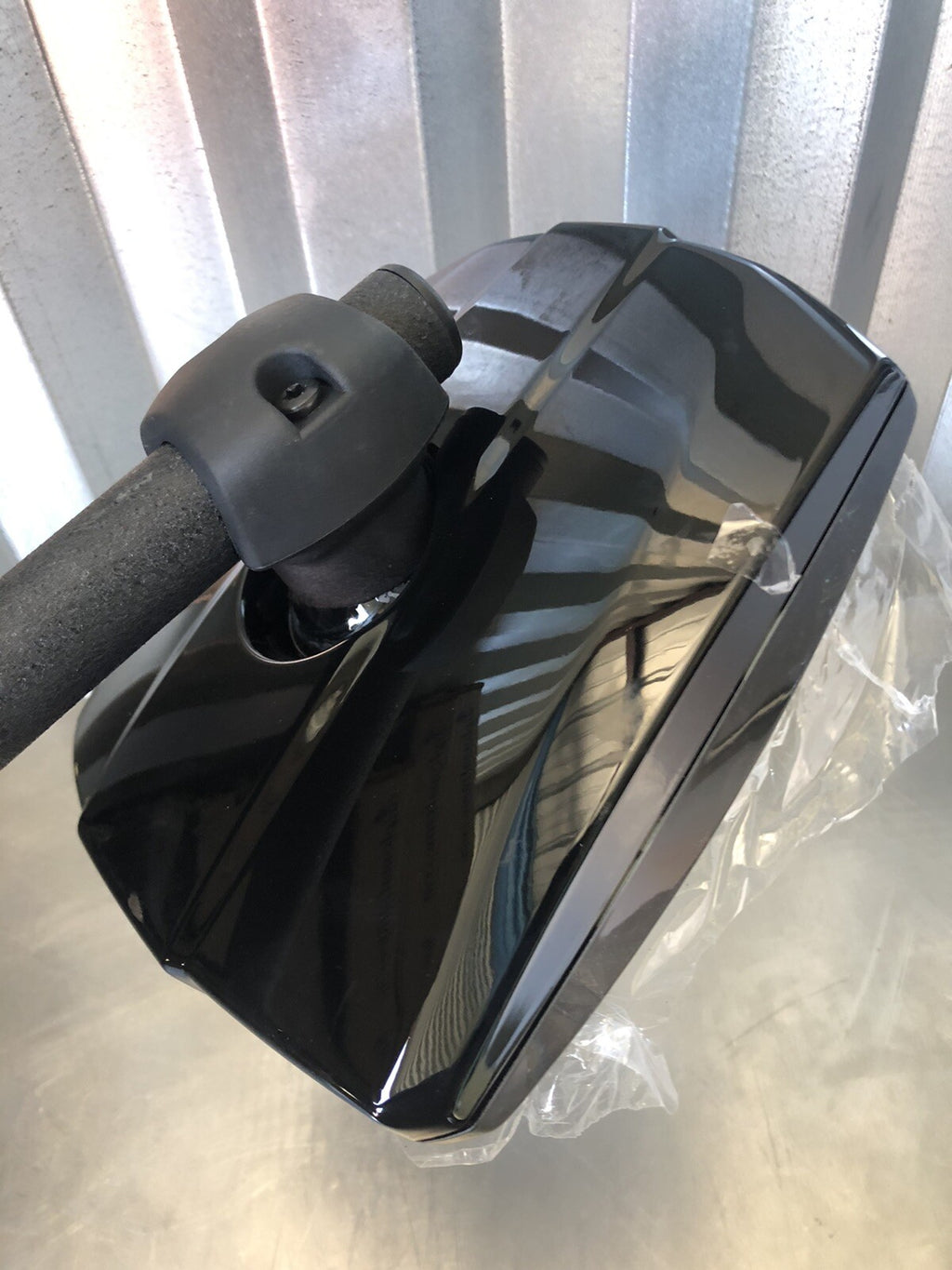 CAT 4235816 Mirror RH Fender 423-5816 NEW!! FREE SHIPPING!!